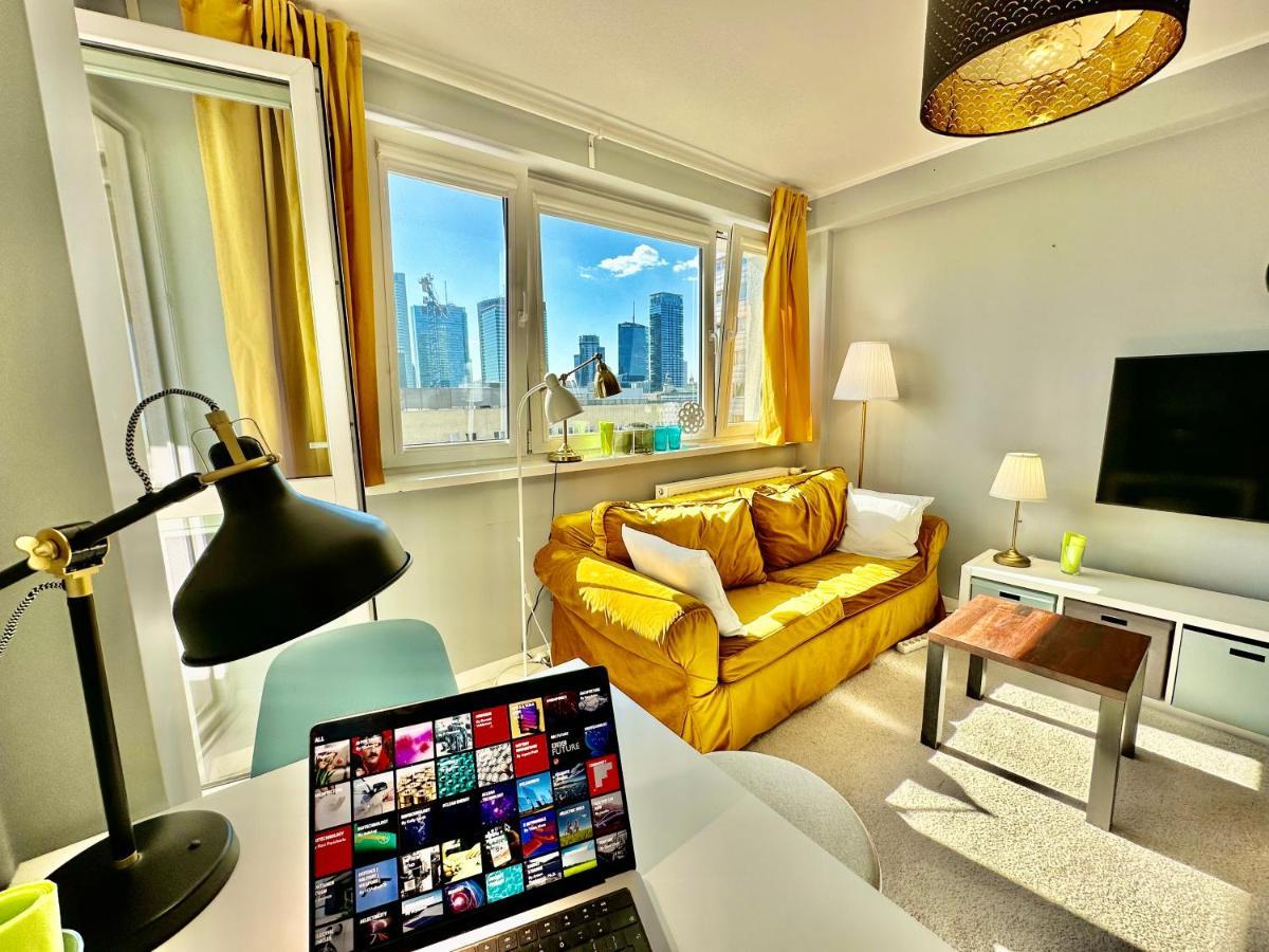 Gold 2 King Size Bed, Metro X2 Free Wifi, 50'Tv Netflix, Hbo, Appletv+ Apartment Warsawa Bagian luar foto