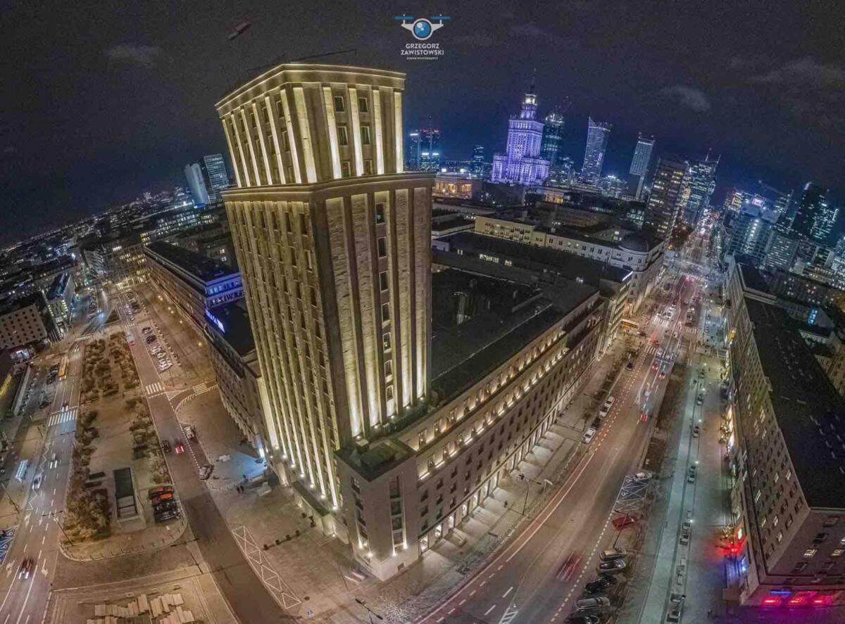 Gold 2 King Size Bed, Metro X2 Free Wifi, 50'Tv Netflix, Hbo, Appletv+ Apartment Warsawa Bagian luar foto