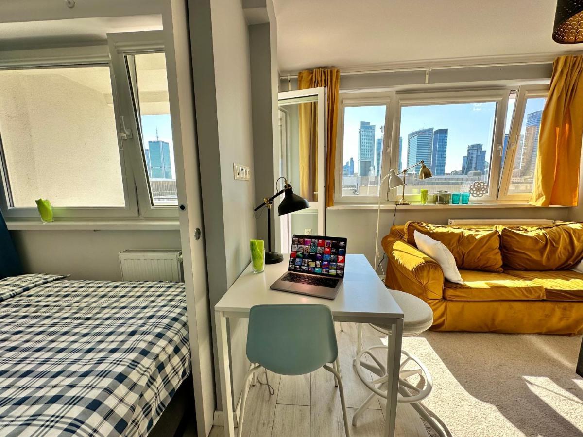 Gold 2 King Size Bed, Metro X2 Free Wifi, 50'Tv Netflix, Hbo, Appletv+ Apartment Warsawa Bagian luar foto